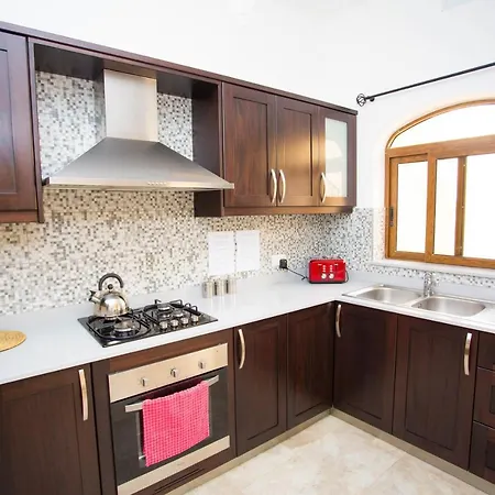 Miki's House Gozo * Għarb