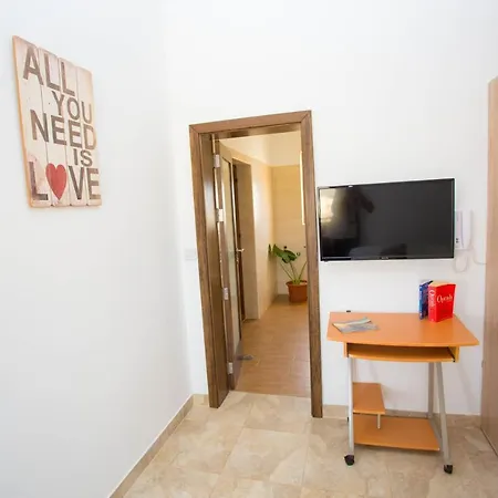 Miki's House Gozo * Gharb (Gozo)